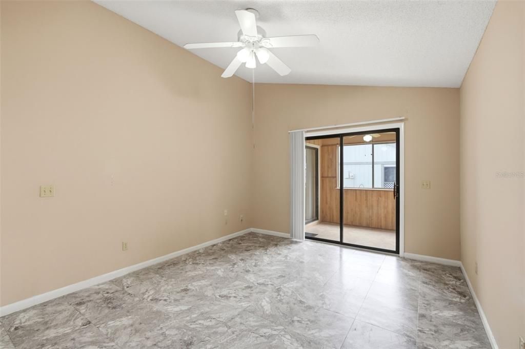 For Rent: $1,900 (2 beds, 2 baths, 1168 Square Feet)