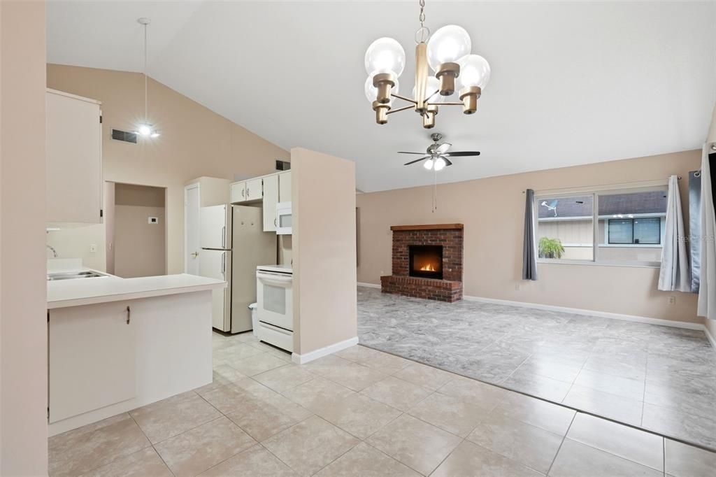 For Rent: $1,900 (2 beds, 2 baths, 1168 Square Feet)