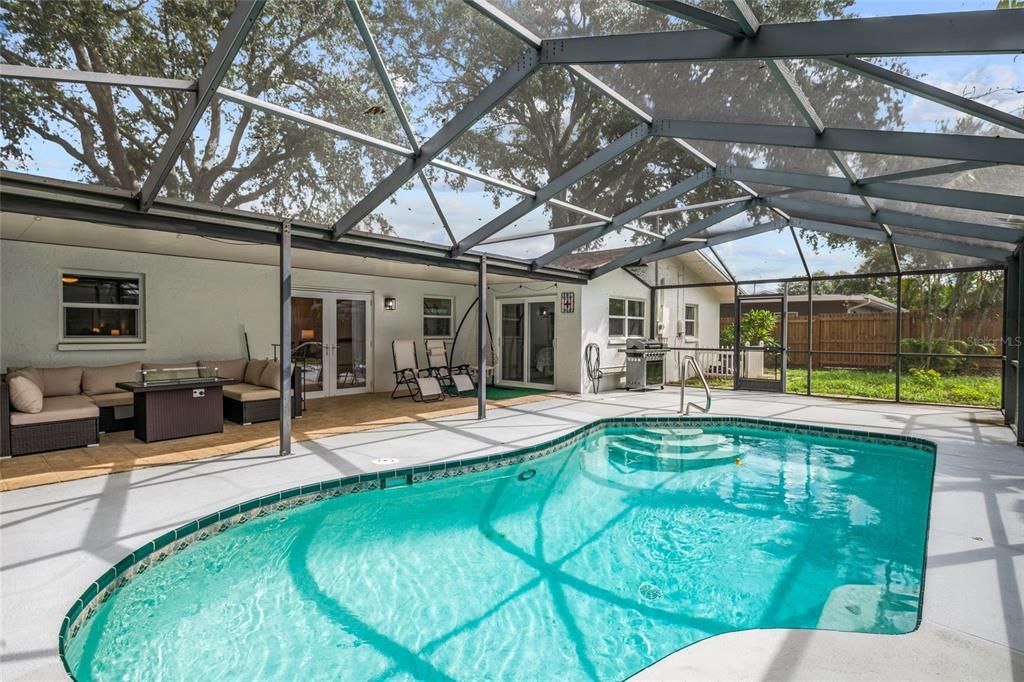 En Venta: $529,900 (3 camas, 2 baños, 1477 Pies cuadrados)