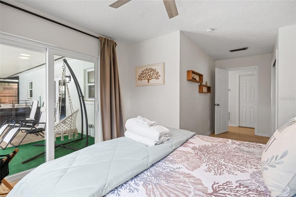 En Venta: $529,900 (3 camas, 2 baños, 1477 Pies cuadrados)