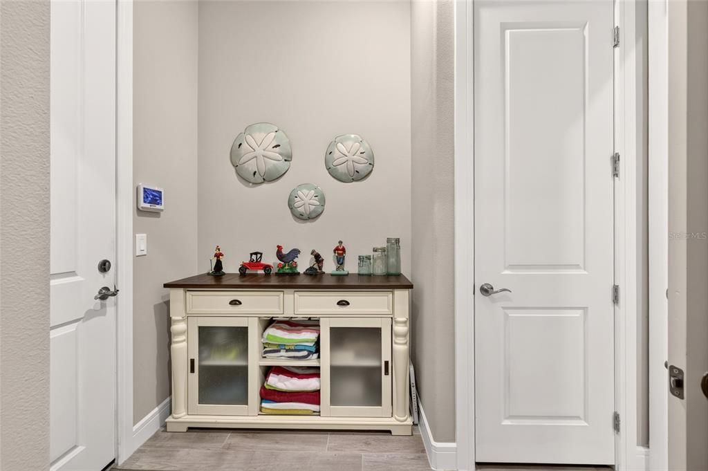 For Sale: $695,900 (3 beds, 3 baths, 2514 Square Feet)