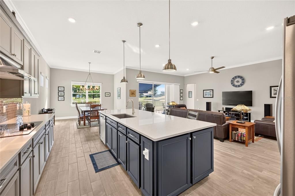 For Sale: $695,900 (3 beds, 3 baths, 2514 Square Feet)