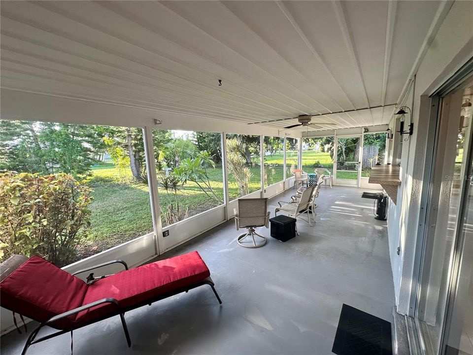 For Sale: $218,874 (2 beds, 2 baths, 1375 Square Feet)