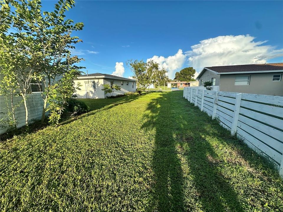 For Sale: $218,874 (2 beds, 2 baths, 1375 Square Feet)