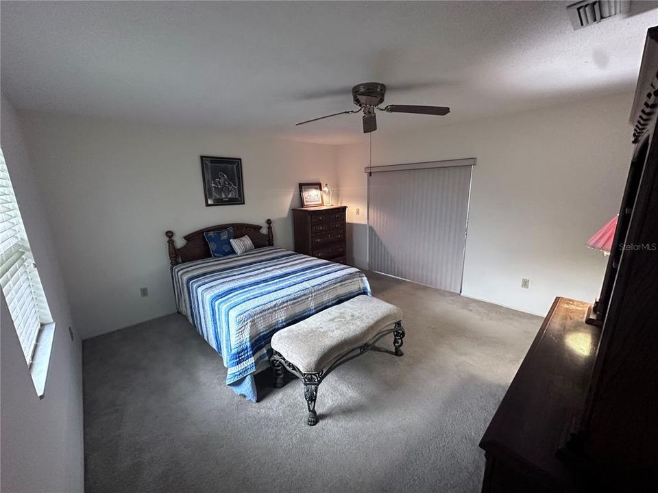 For Sale: $218,874 (2 beds, 2 baths, 1375 Square Feet)