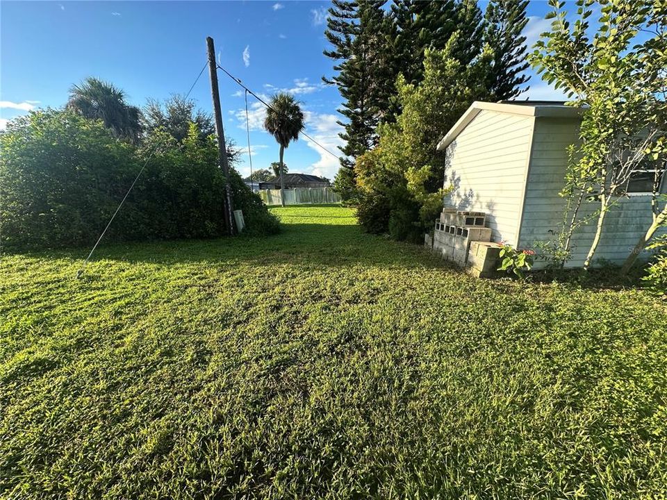 For Sale: $218,874 (2 beds, 2 baths, 1375 Square Feet)
