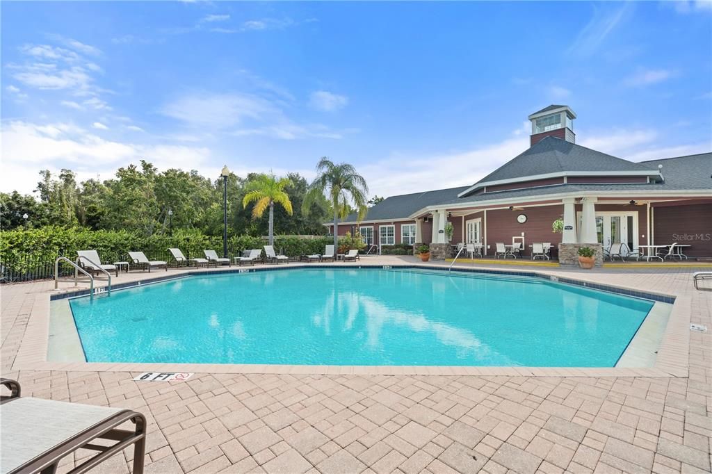 For Sale: $160,000 (2 beds, 2 baths, 1112 Square Feet)