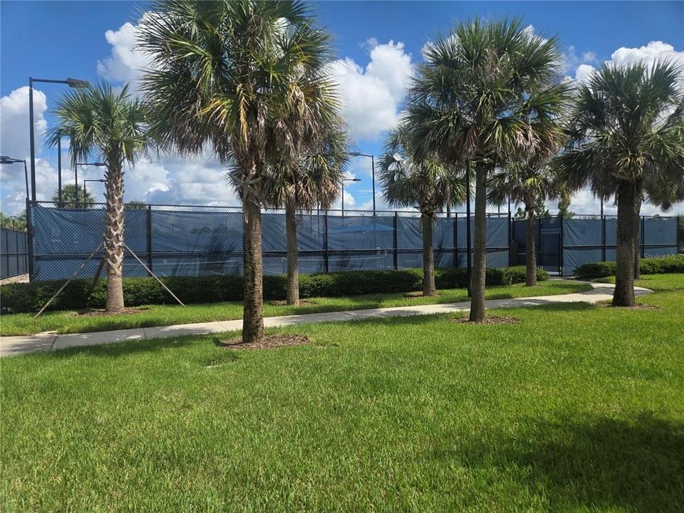 For Sale: $599,000 (3 beds, 2 baths, 2084 Square Feet)