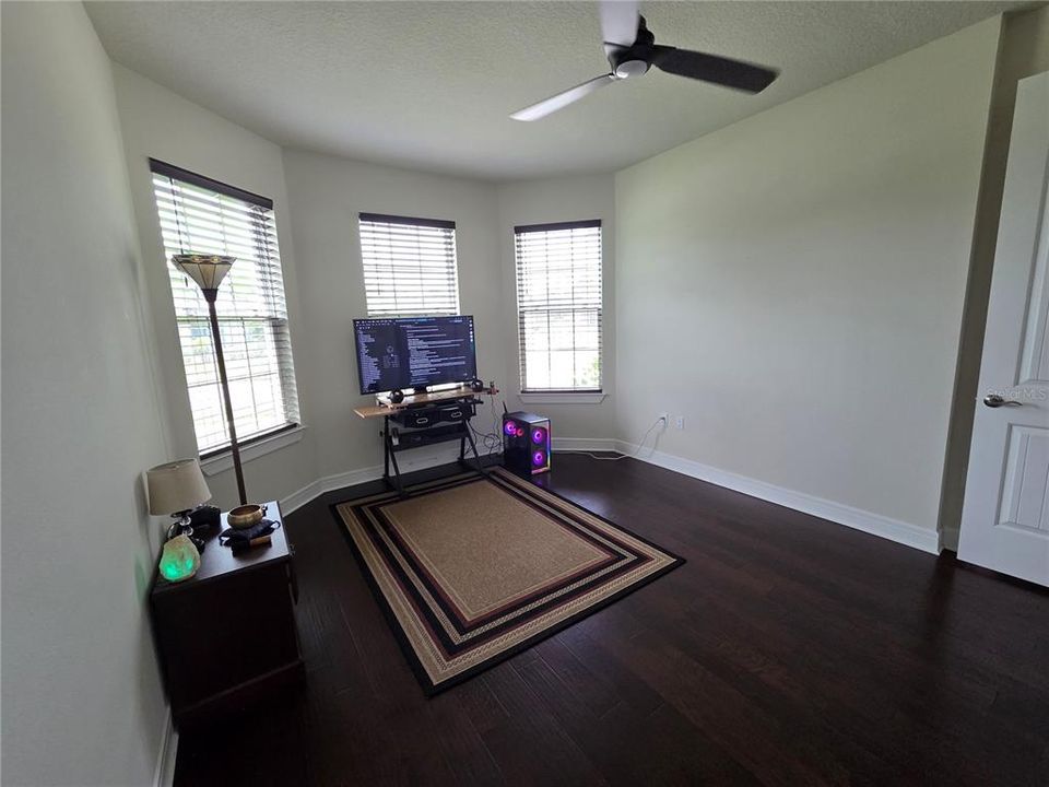 На продажу: $599,000 (3 спален, 2 ванн, 2084 Квадратных фут)
