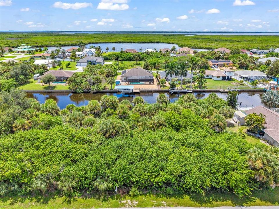 En Venta: $149,900 (0.23 acres)