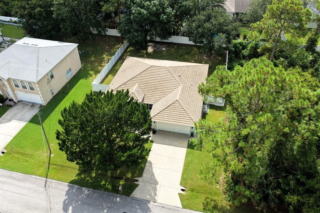 For Sale: $325,000 (3 beds, 2 baths, 1637 Square Feet)