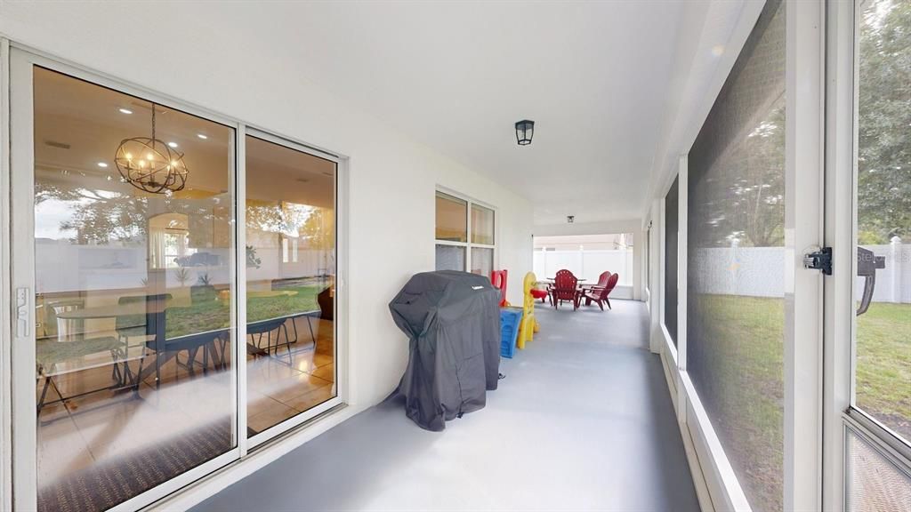 For Sale: $325,000 (3 beds, 2 baths, 1637 Square Feet)