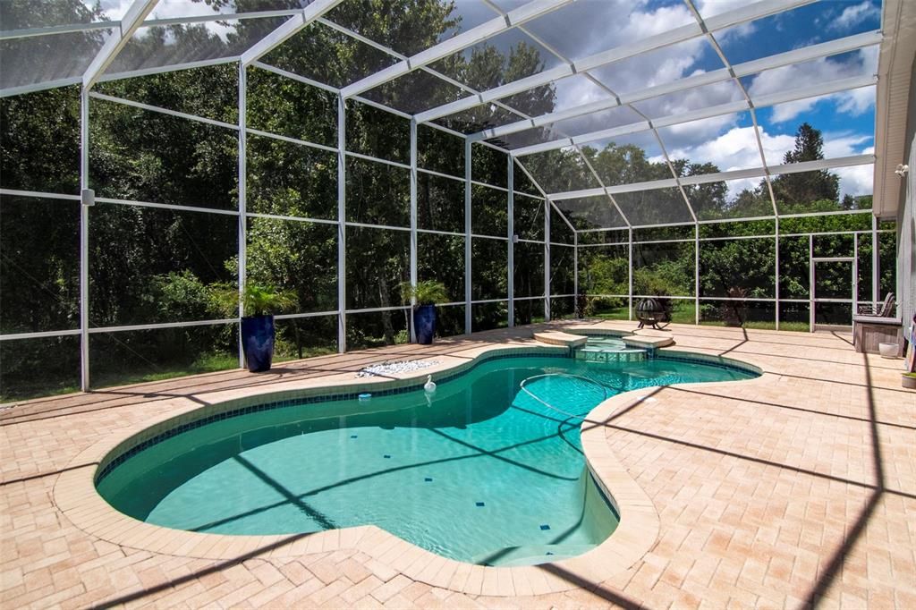 Active With Contract: $4,300 (4 beds, 3 baths, 2853 Square Feet)