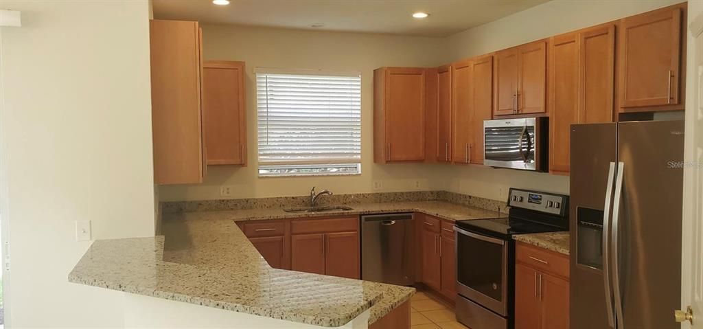 En Venta: $399,000 (4 camas, 2 baños, 1872 Pies cuadrados)
