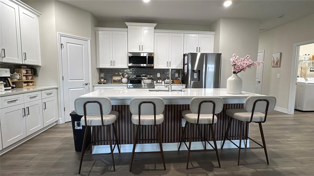 For Sale: $409,900 (4 beds, 3 baths, 2097 Square Feet)