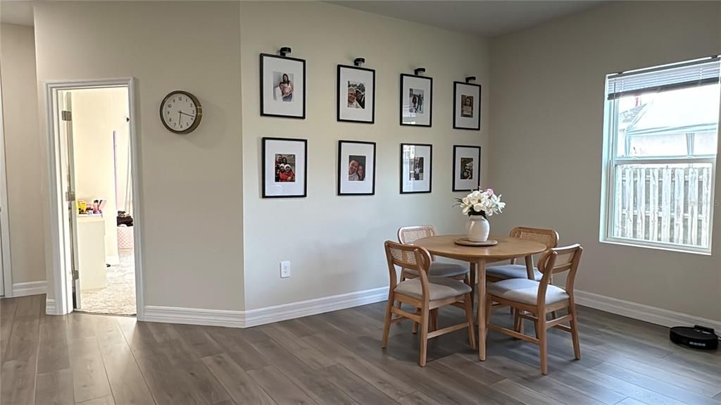 For Sale: $409,900 (4 beds, 3 baths, 2097 Square Feet)