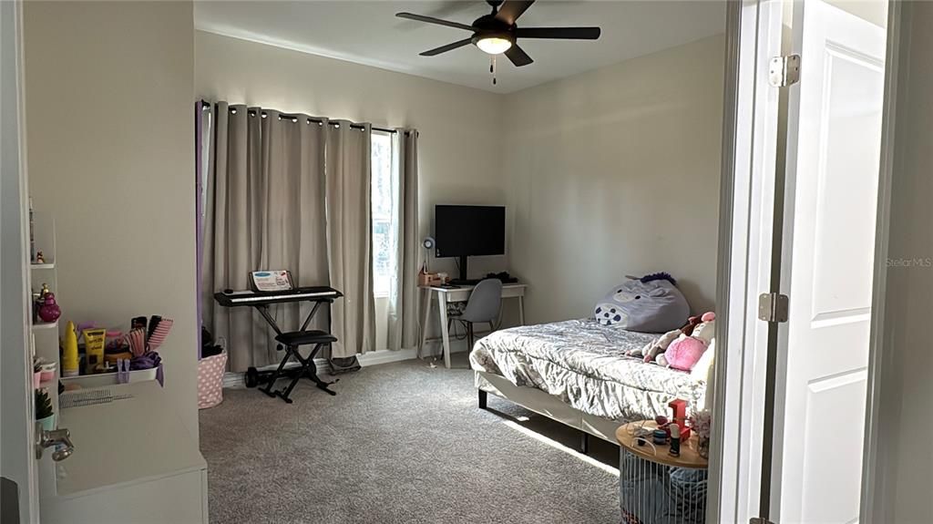 For Sale: $409,900 (4 beds, 3 baths, 2097 Square Feet)