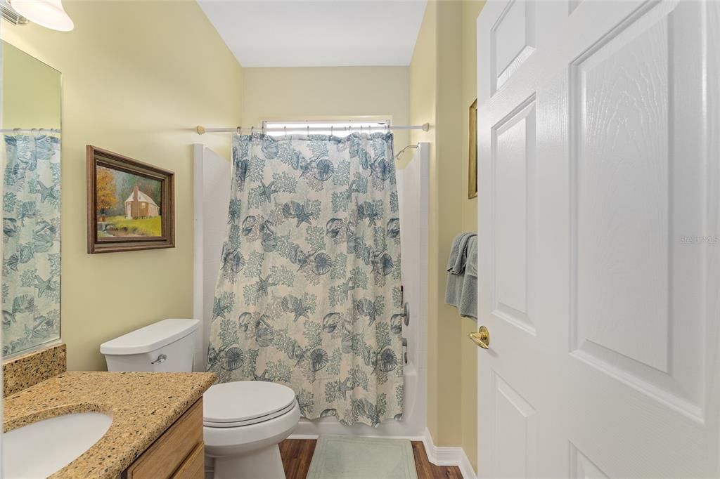 For Sale: $299,900 (2 beds, 2 baths, 1979 Square Feet)