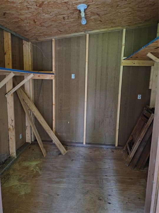 For Sale: $204,900 (2 beds, 2 baths, 986 Square Feet)
