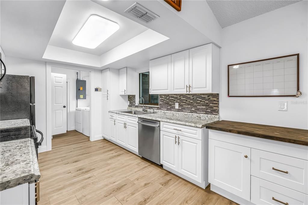 For Sale: $300,000 (3 beds, 2 baths, 1745 Square Feet)