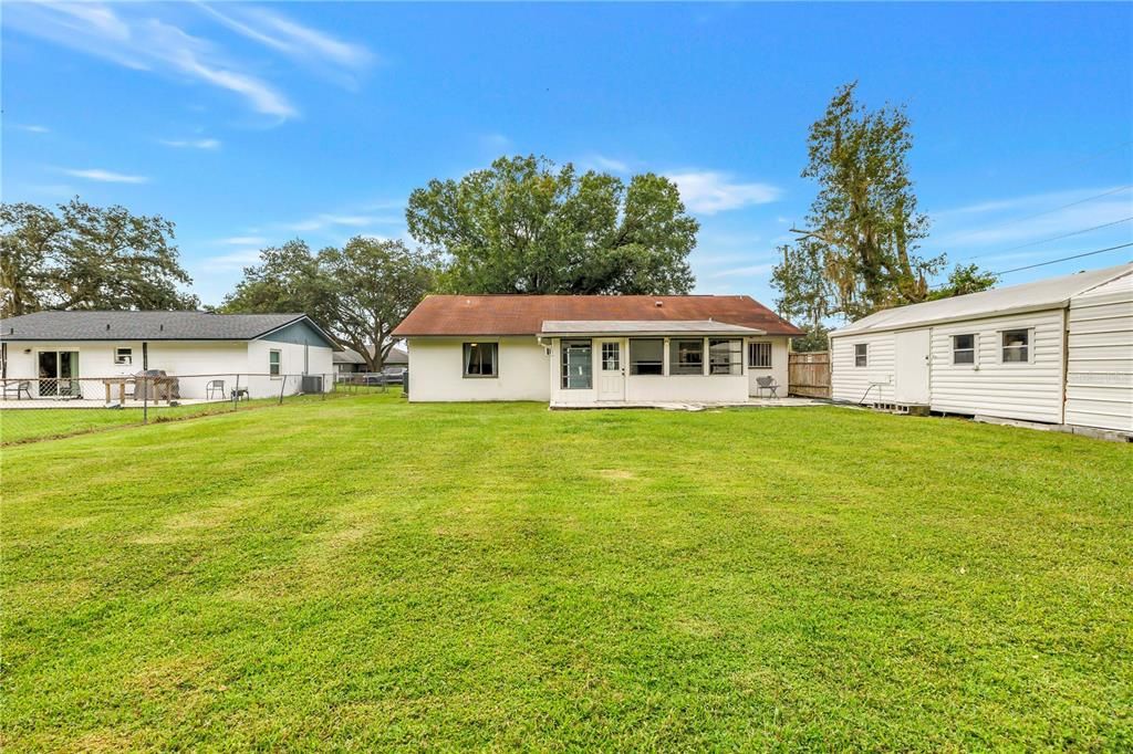 For Sale: $300,000 (3 beds, 2 baths, 1745 Square Feet)