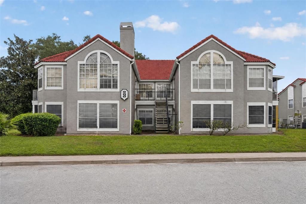 For Sale: $225,000 (3 beds, 2 baths, 1151 Square Feet)