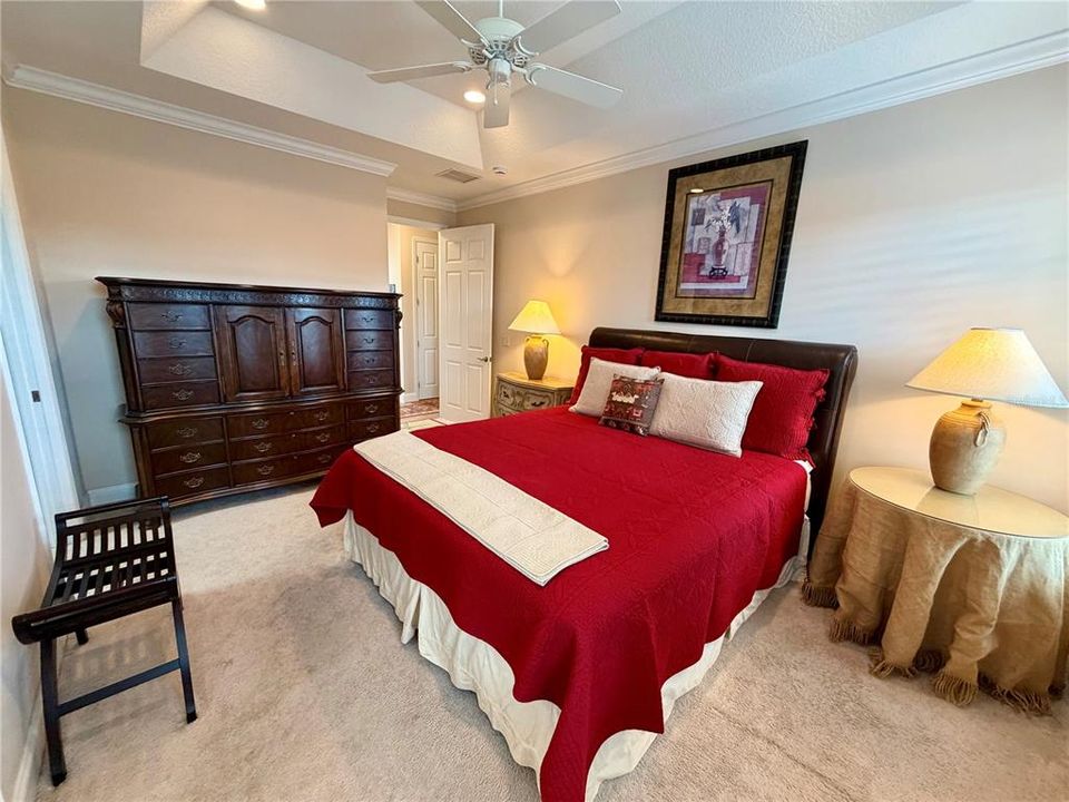 For Sale: $1,100,000 (3 beds, 2 baths, 1628 Square Feet)