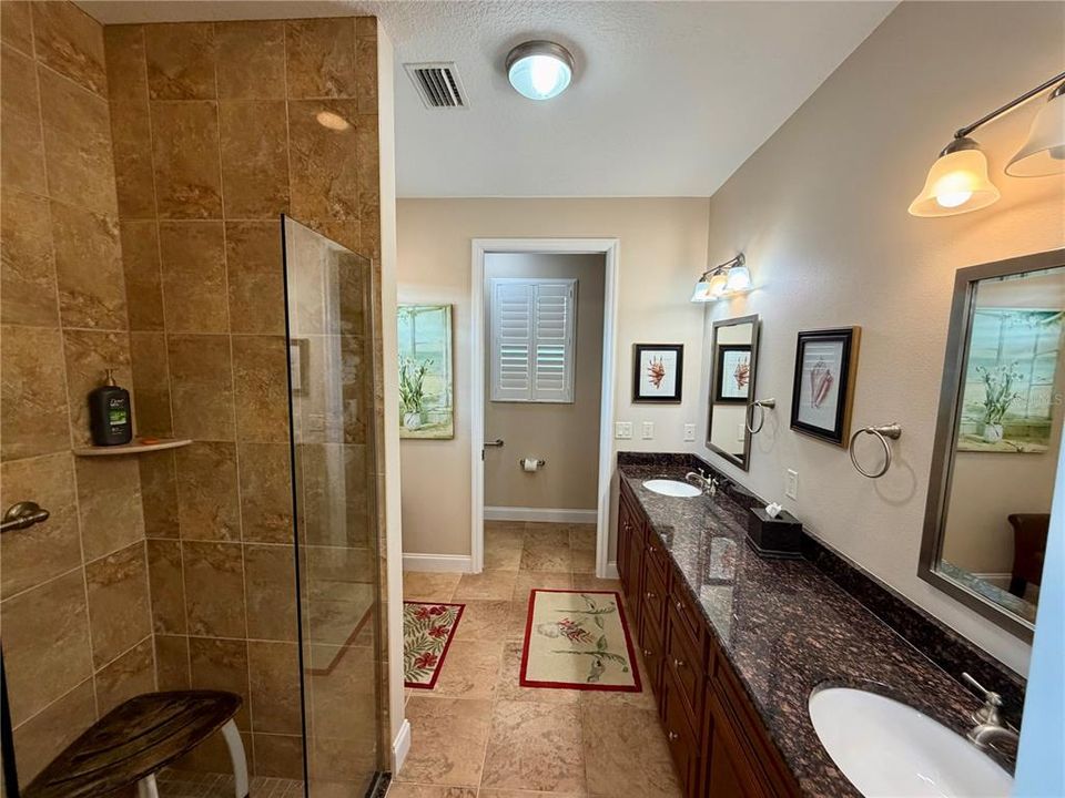For Sale: $1,100,000 (3 beds, 2 baths, 1628 Square Feet)