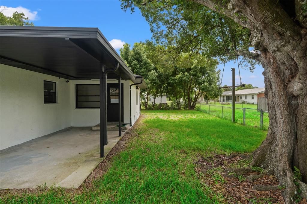 For Sale: $340,000 (3 beds, 2 baths, 1663 Square Feet)