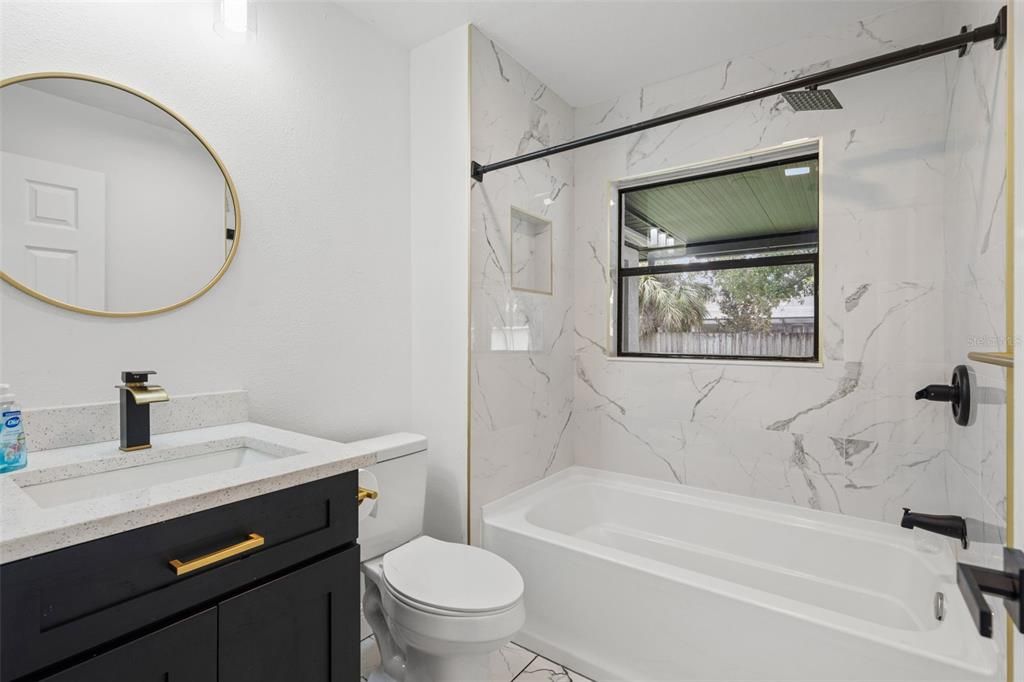 For Sale: $340,000 (3 beds, 2 baths, 1663 Square Feet)