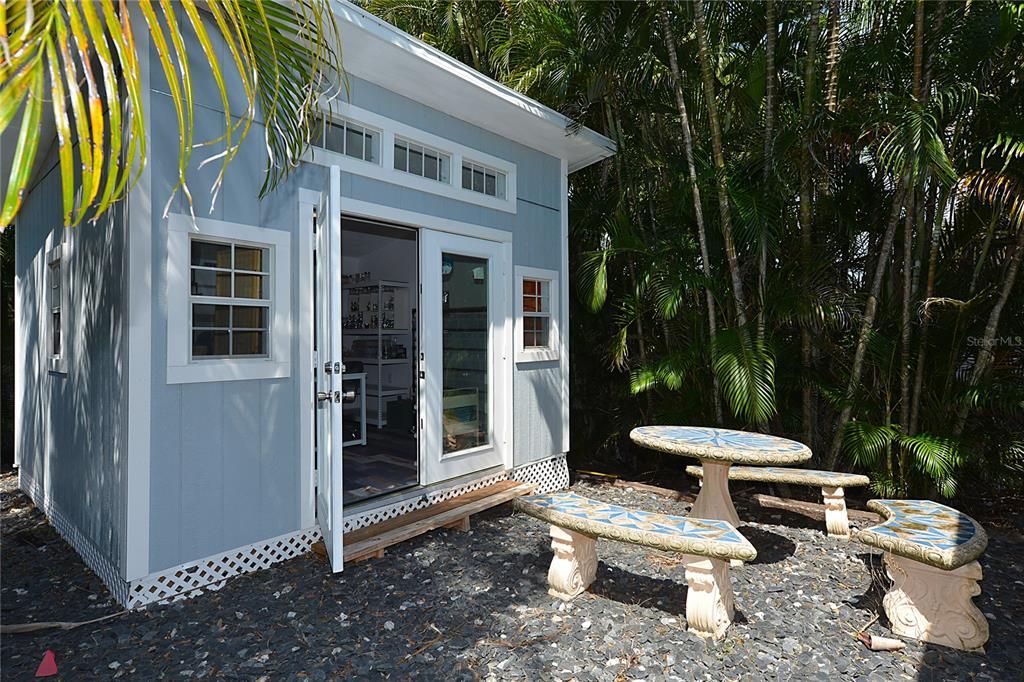 For Sale: $779,000 (2 beds, 2 baths, 2084 Square Feet)