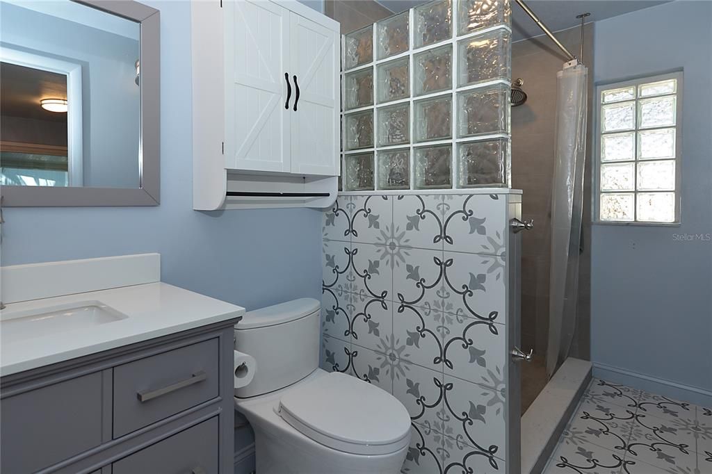 For Sale: $779,000 (2 beds, 2 baths, 2084 Square Feet)