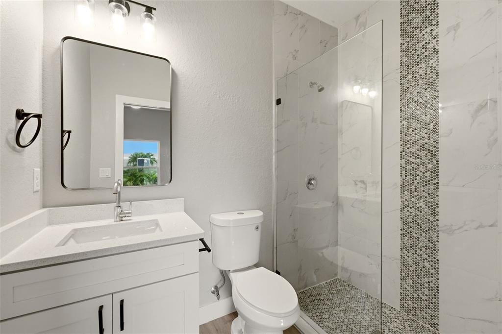 For Sale: $459,000 (6 beds, 0 baths, 2472 Square Feet)