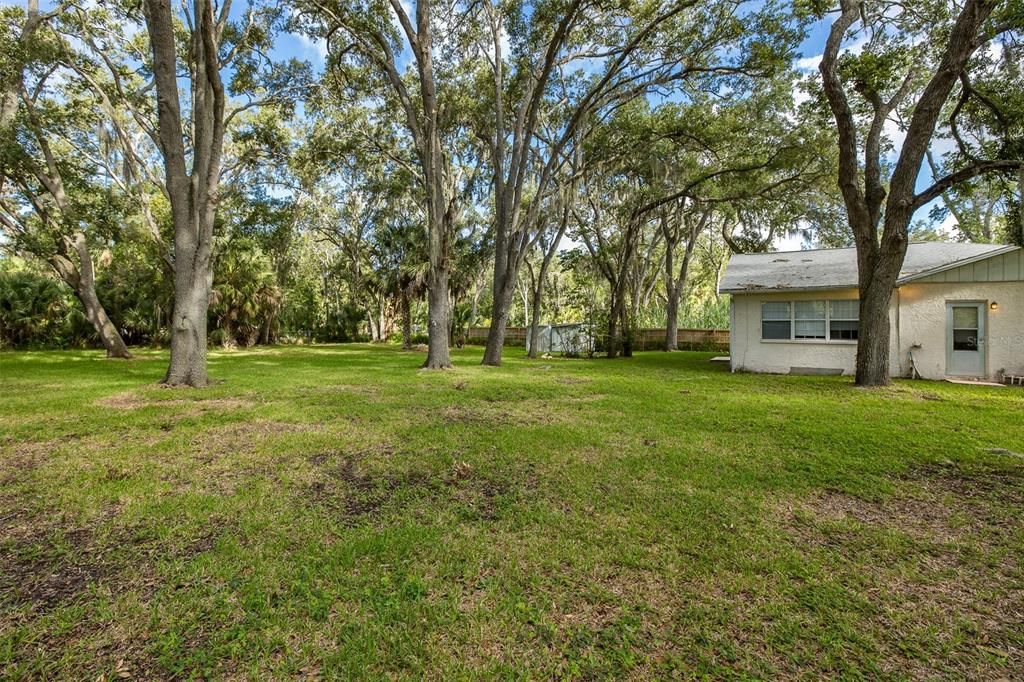 For Sale: $279,900 (2 beds, 2 baths, 1608 Square Feet)