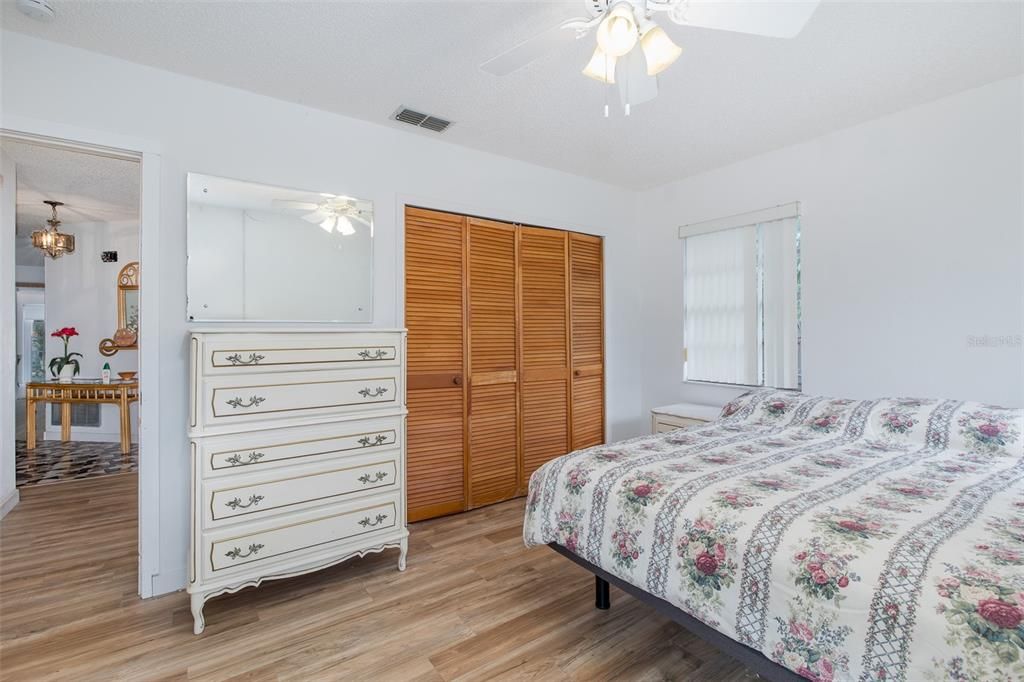 For Sale: $279,900 (2 beds, 2 baths, 1608 Square Feet)