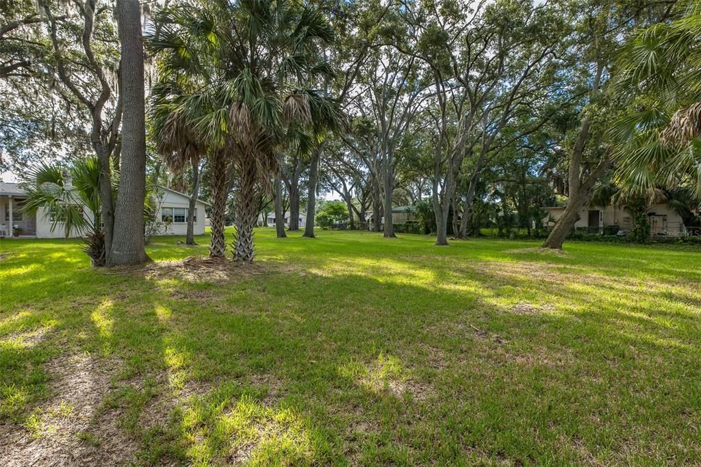 For Sale: $279,900 (2 beds, 2 baths, 1608 Square Feet)
