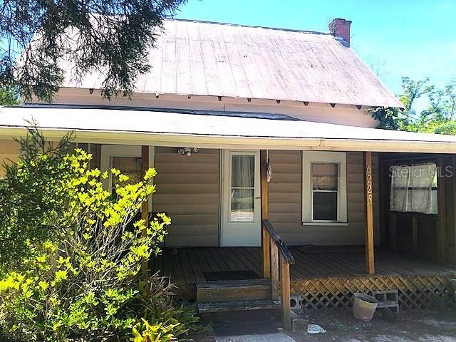 For Sale: $125,000 (1 beds, 1 baths, 648 Square Feet)