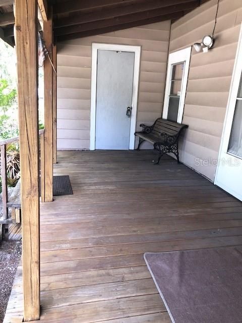 For Sale: $125,000 (1 beds, 1 baths, 648 Square Feet)