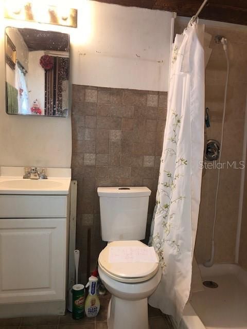 For Sale: $125,000 (1 beds, 1 baths, 648 Square Feet)