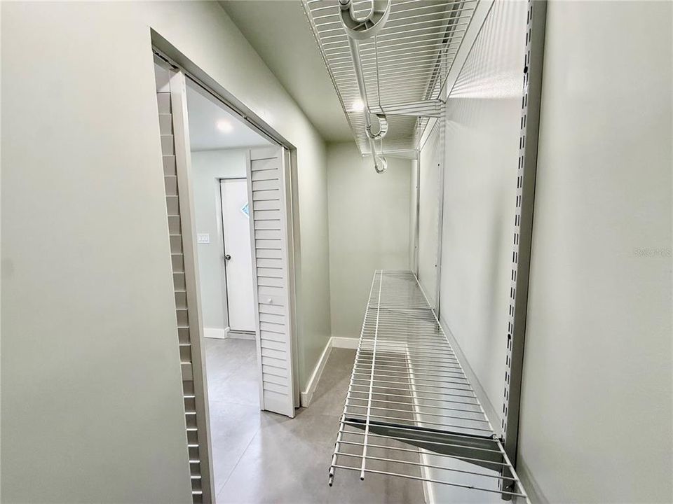 For Rent: $1,400 (1 beds, 1 baths, 415 Square Feet)