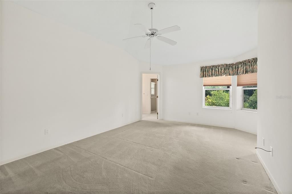 Active With Contract: $289,999 (3 beds, 2 baths, 1858 Square Feet)
