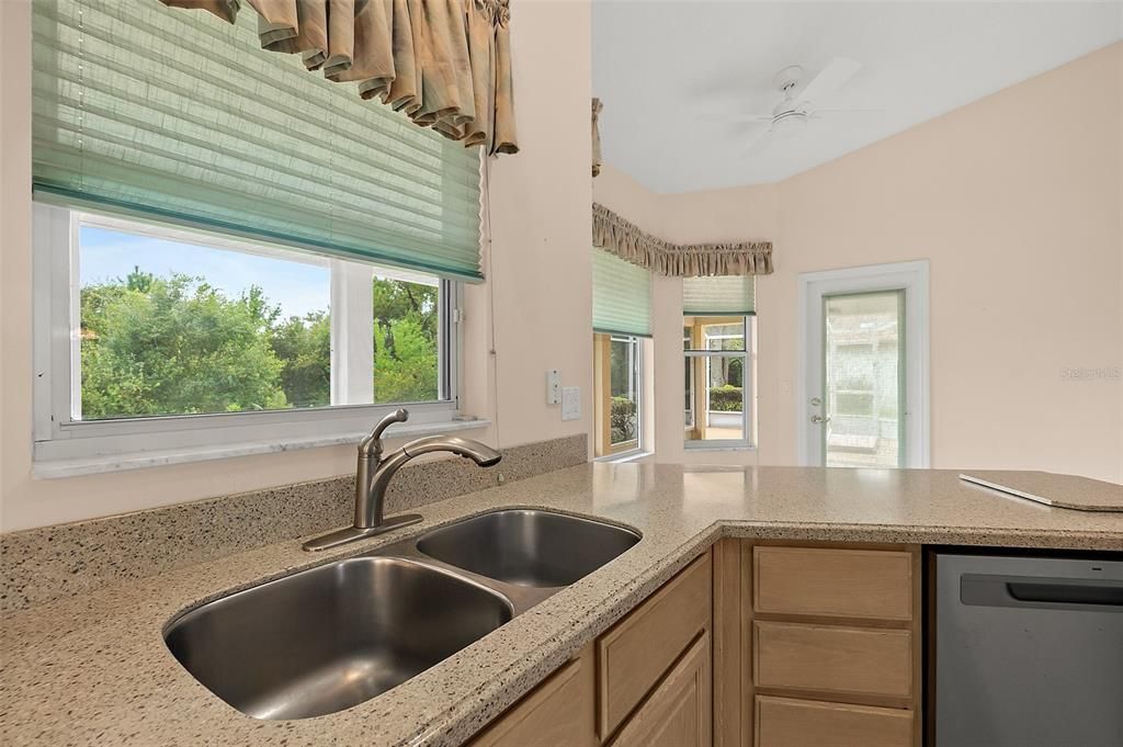 Active With Contract: $289,999 (3 beds, 2 baths, 1858 Square Feet)