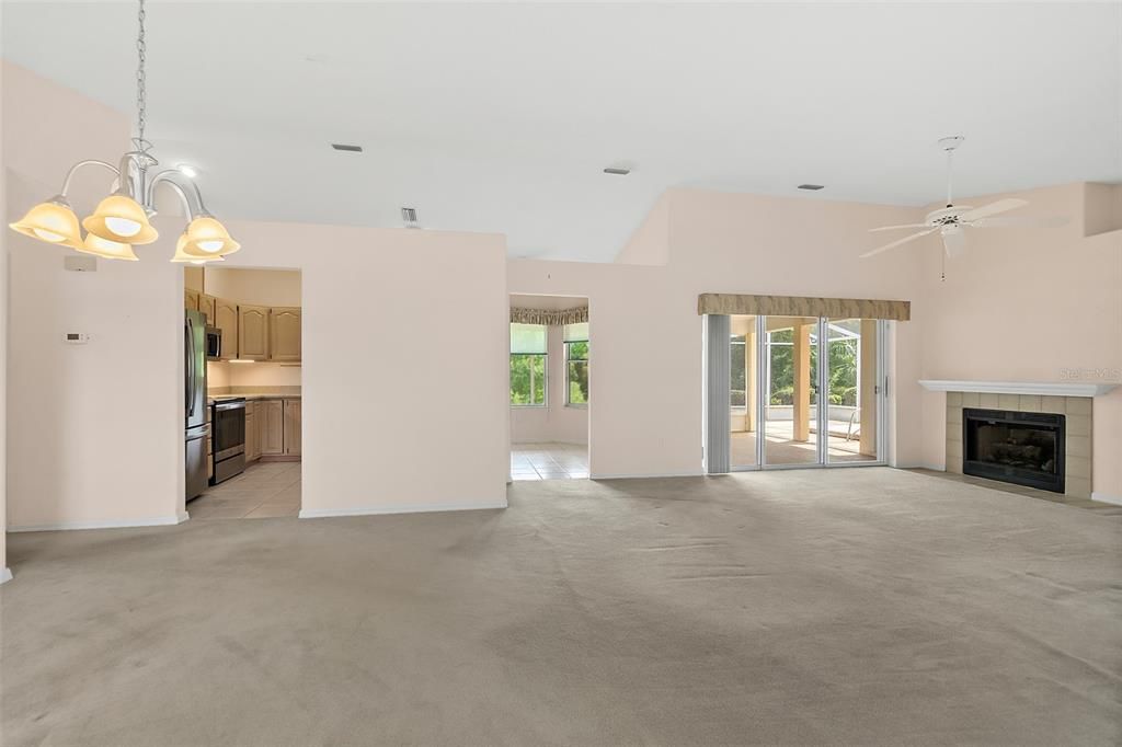 Active With Contract: $289,999 (3 beds, 2 baths, 1858 Square Feet)