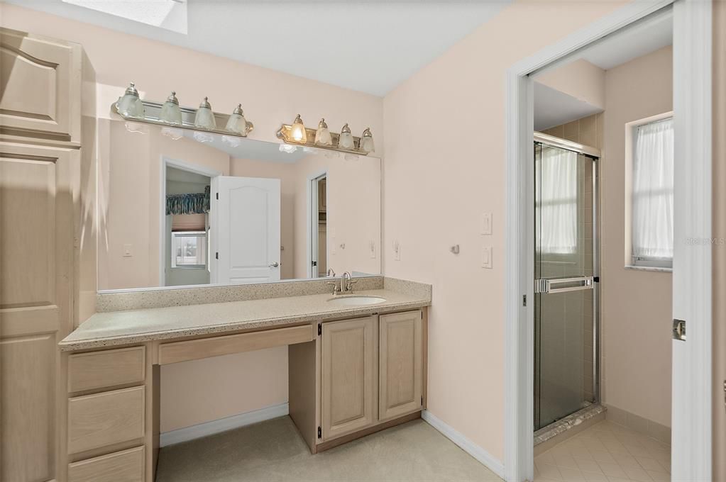 Active With Contract: $289,999 (3 beds, 2 baths, 1858 Square Feet)