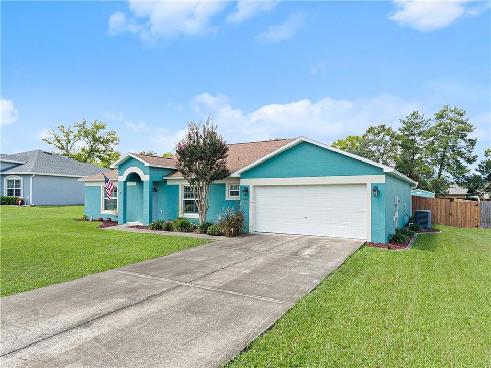 For Sale: $325,000 (4 beds, 2 baths, 2000 Square Feet)