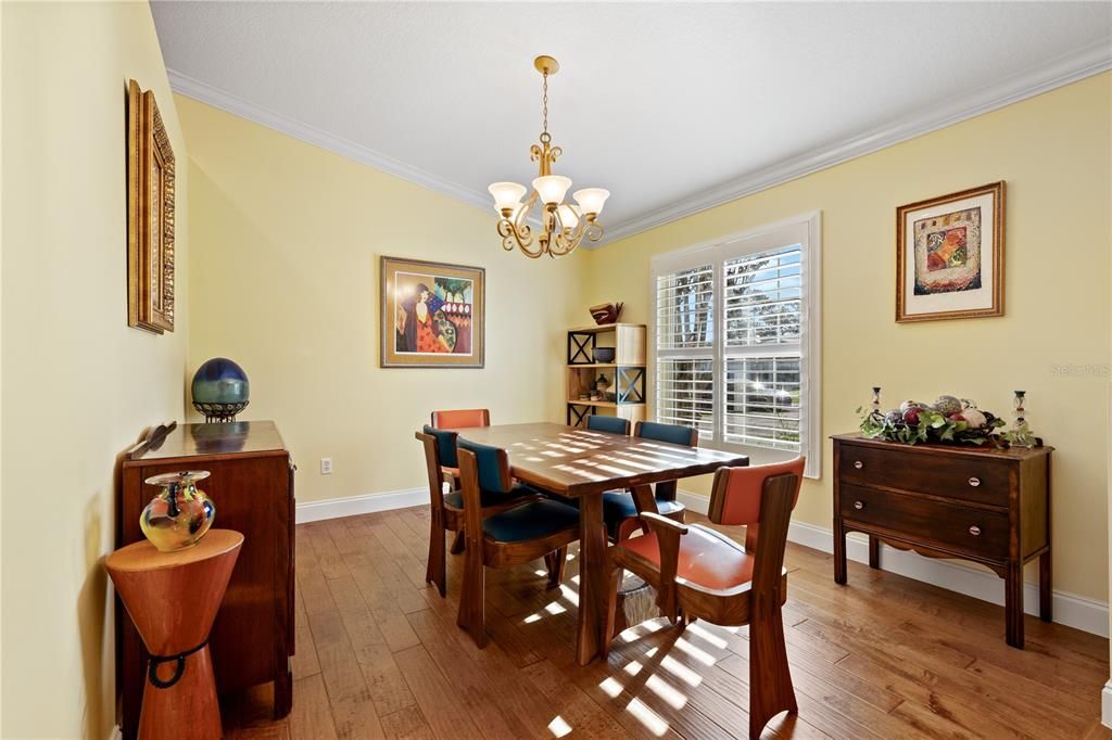 For Sale: $325,000 (4 beds, 2 baths, 2000 Square Feet)
