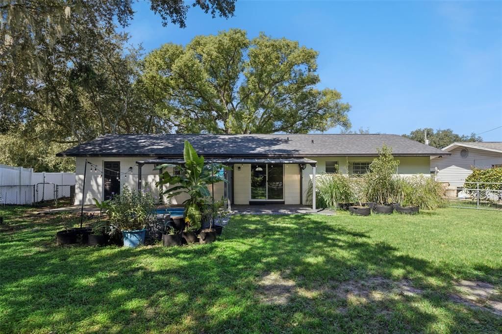 En Venta: $400,000 (3 camas, 2 baños, 1250 Pies cuadrados)