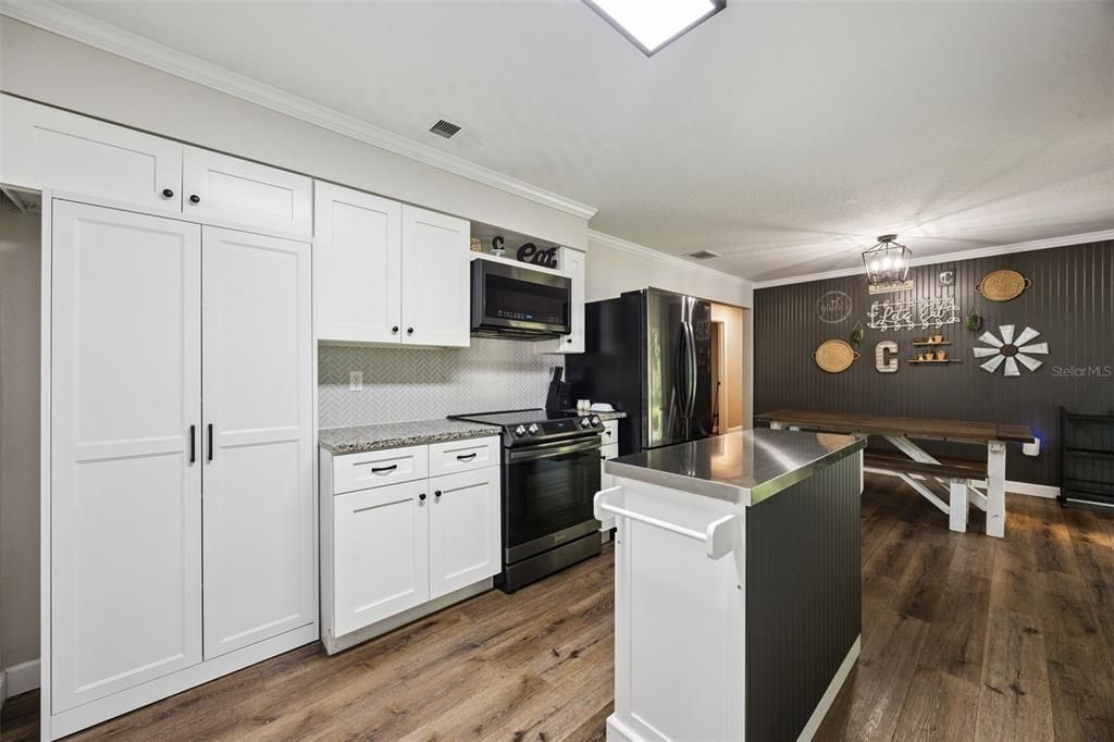 En Venta: $400,000 (3 camas, 2 baños, 1250 Pies cuadrados)