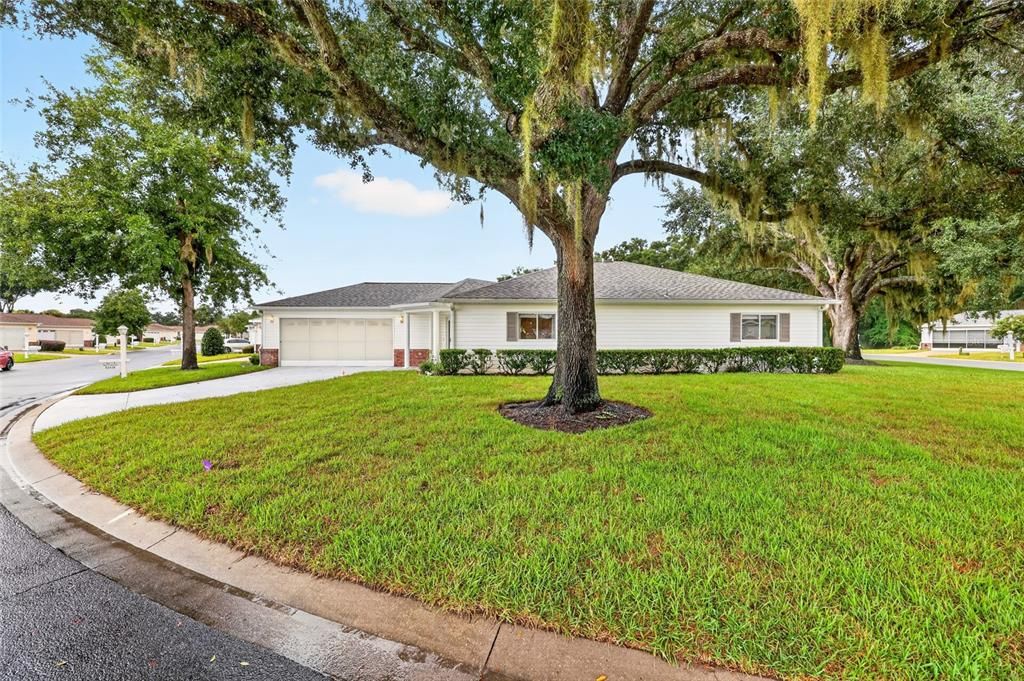 For Sale: $229,000 (2 beds, 2 baths, 1416 Square Feet)