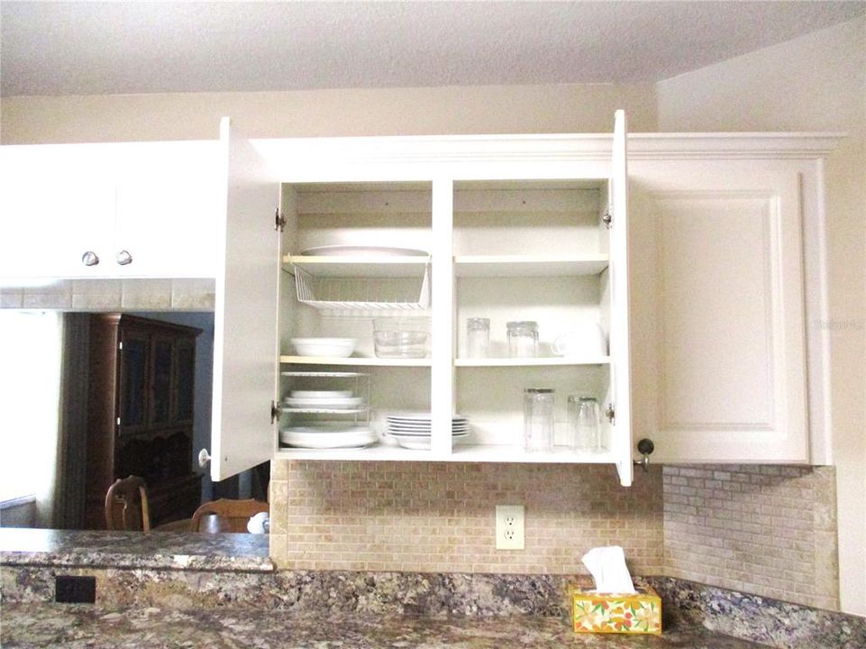 For Sale: $229,000 (2 beds, 2 baths, 1416 Square Feet)